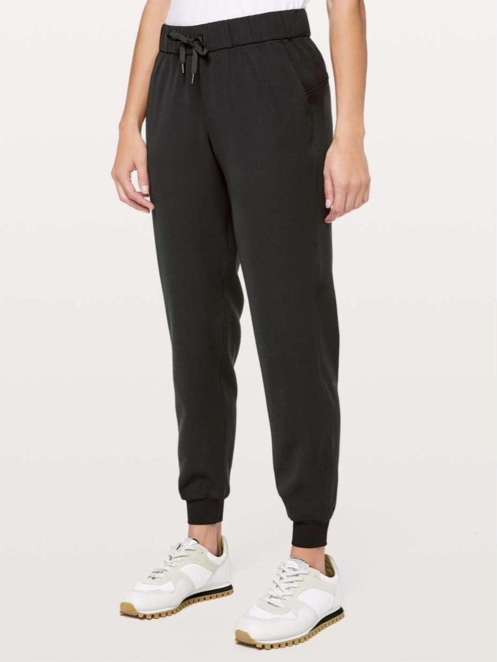 Lululemon On The Fly Jogger